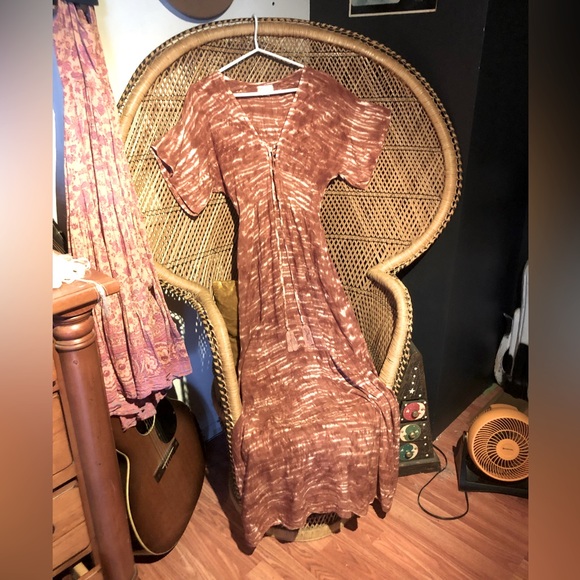 Tiare Hawaii Dresses & Skirts - Tiare Hawaii tie dye dress